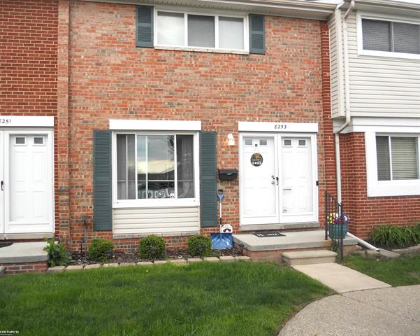 front view picture of 8253 Dartmouth, Warren, MI. 48093