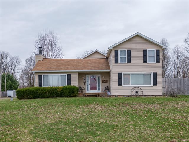 front view picture of 8368 N 46Th, Augusta, MI. 49012