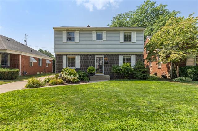 front view picture of 538 Marywood Drive Ne, Grand Rapids, MI. 49505