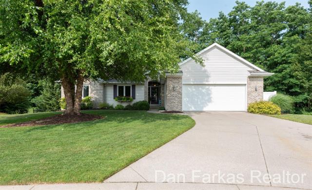 front view picture of 5271 Virginia Lane, Grandville, MI. 49418