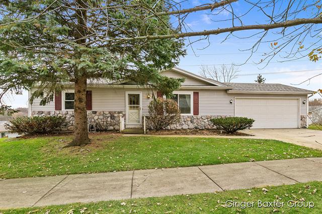 front view picture of 276 Mabel Street Nw, Comstock Park, MI. 49321