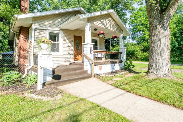 front view picture of 620 Vann Street, Niles, MI. 49120
