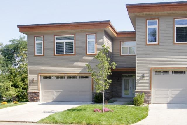 front view picture of 398 Summit Drive, Kalamazoo, MI. 49001