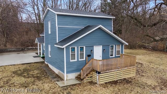 front view picture of 11 S Grove Street, Ypsilanti, MI. 48198