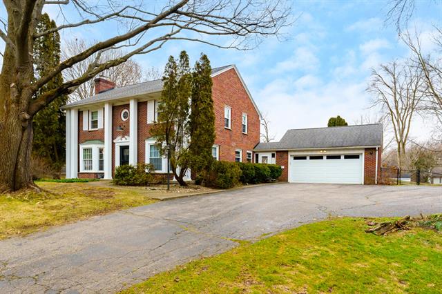 front view picture of 4125 Grand Prairie Road, Kalamazoo, MI. 49006