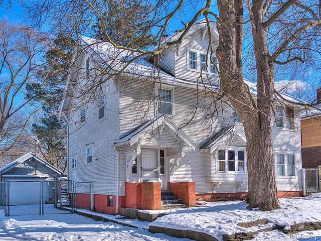 front view picture of 319 Homecrest Road, Jackson, MI. 49201