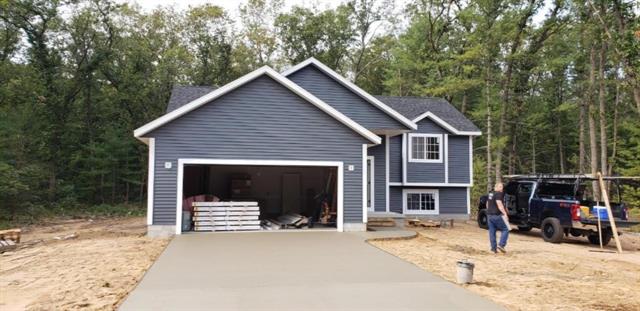 front view picture of 241 Jayden Drive, Muskegon, MI. 49442