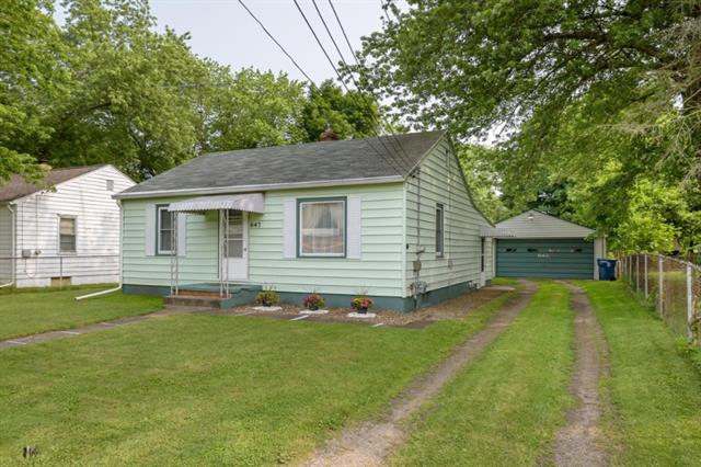 front view picture of 643 Edison Street, Kalamazoo, MI. 49004