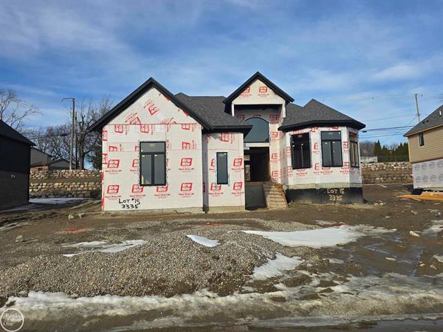 front view picture of 3335 Forster Lane #15, Shelby Township, MI. 48316