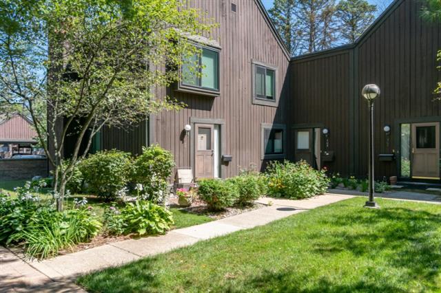 front view picture of 105 Inverness Court, Kalamazoo, MI. 49006