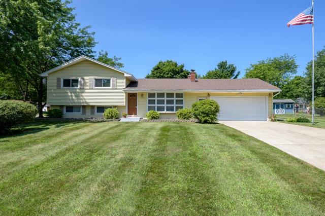 front view picture of 10040 Mozart Street, Portage, MI. 49024