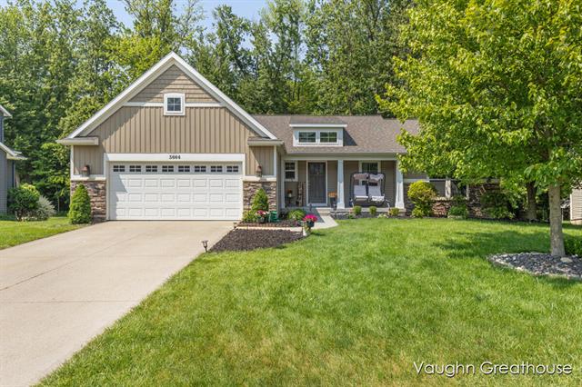 front view picture of 5664 Kenstyn Drive Sw, Grandville, MI. 49418