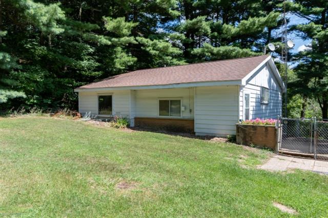 front view picture of 73255 26Th Street, Lawton, MI. 49065