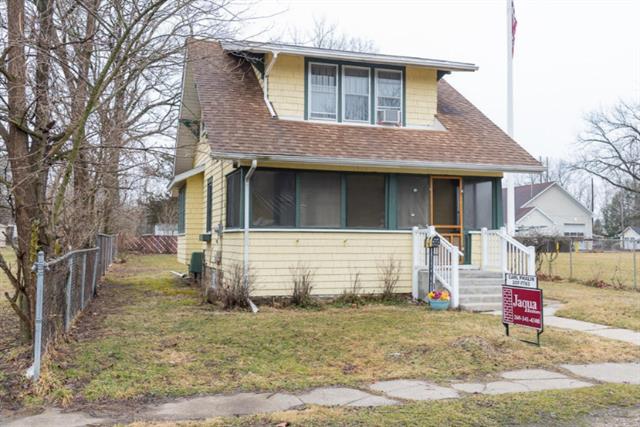 front view picture of 2408 Logan Avenue, Kalamazoo, MI. 49008