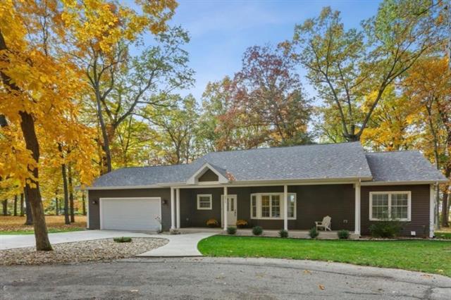 front view picture of 2917 White Oaks Ridge, Buchanan, MI. 49107