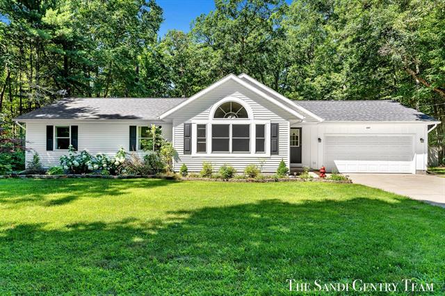 front view picture of 4247 Duck Creek Lane, Whitehall, MI. 49461
