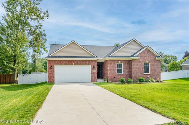 front view picture of 38671 Belliveau, Westland, MI. 48185