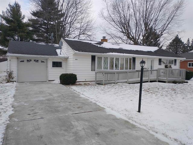 front view picture of 203 Quick St, Blissfield, MI. 49228
