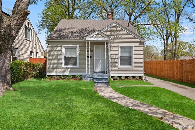 front view picture of 19776 Westbrook Street, Detroit, MI. 48219