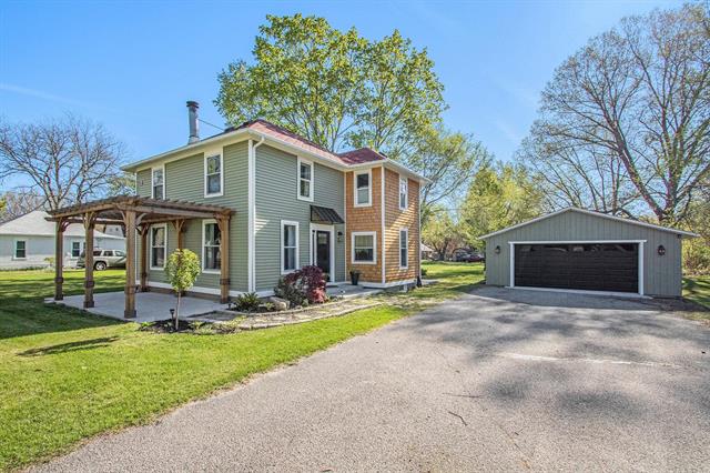 front view picture of 3987 Fikes Road, Benton Harbor, MI. 49022