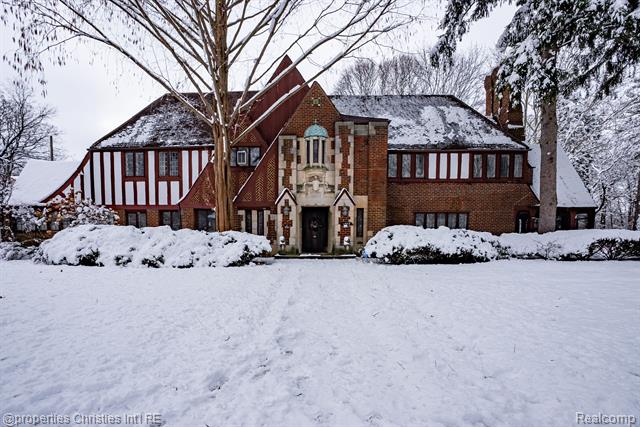 front view picture of 1735 Lincolnshire Drive, Highland Park, MI. 48203