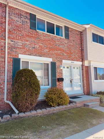 front view picture of 8080 Farnum, Warren, MI. 48093