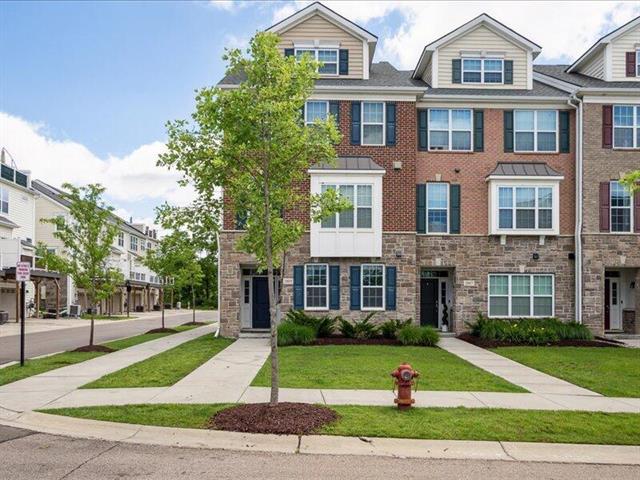 front view picture of 2805 Rathmore Lane, Ann Arbor, MI. 48105