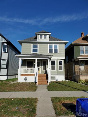 front view picture of 607 Alger, Detroit, MI. 48202