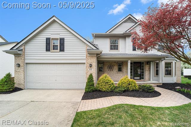 front view picture of 2187 Hedigham Blvd, Wixom, MI. 48393
