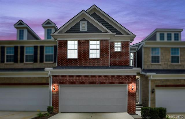 front view picture of 4025 Nottingham Circle, Clarkston, MI. 48346