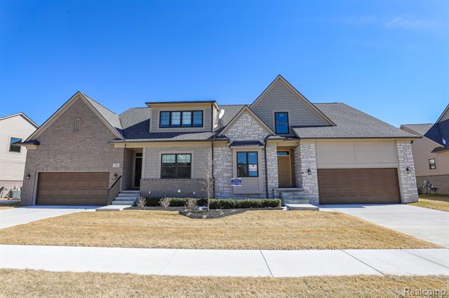 front view picture of 690 Brookstone Drive, Oxford, MI. 48371