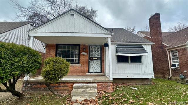 front view picture of 11467 Somerset Ave, Detroit, MI. 48224