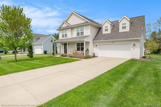 front view picture of 121 Fox Meadows Court, Howell, MI. 48843