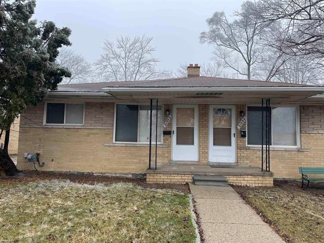 front view picture of 21953 Coolidge Highway, Oak Park, MI. 48237