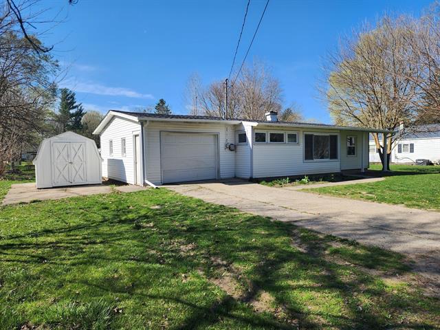 front view picture of 311 W North Street, Tekonsha, MI. 49092