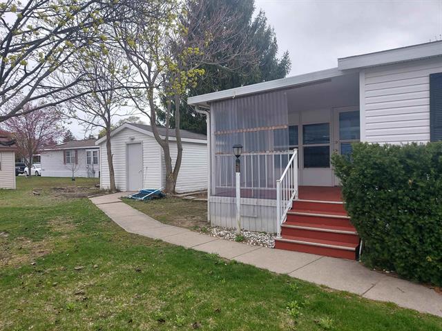 front view picture of 1542 David Place, Traverse City, MI. 49686