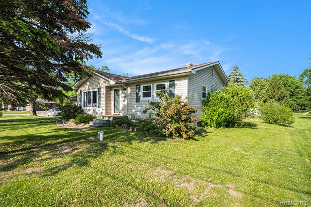 front view picture of 1284 S. Seymour, Flint, MI. 48532