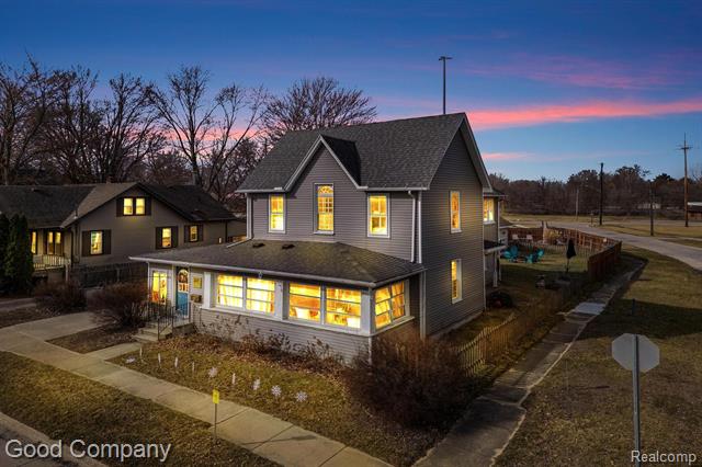 front view picture of 221 Center St, Clio, MI. 48420