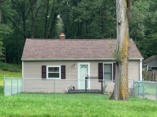 front view picture of 97 Carl Avenue, Battle Creek, MI. 49037