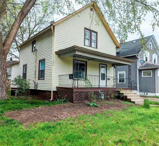 front view picture of 723 Capital Avenue Ne, Battle Creek, MI. 49017