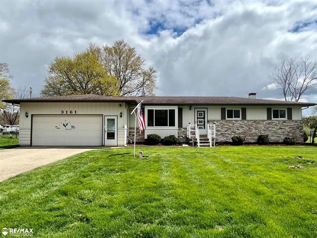 front view picture of 3161 Eastgate, Burton, MI. 48519