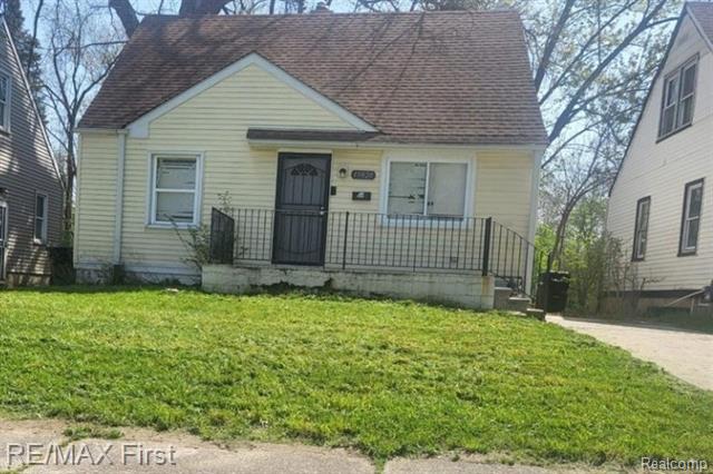 front view picture of 15820 Bramell Street, Detroit, MI. 48223