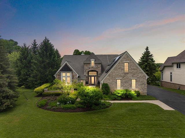 front view picture of 998 Eagle Avenue, Ann Arbor, MI. 48103