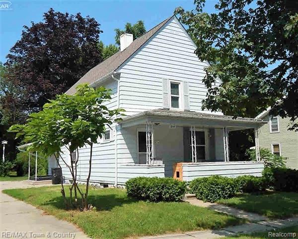 front view picture of 214 Terrace Street, Flushing, MI. 48433