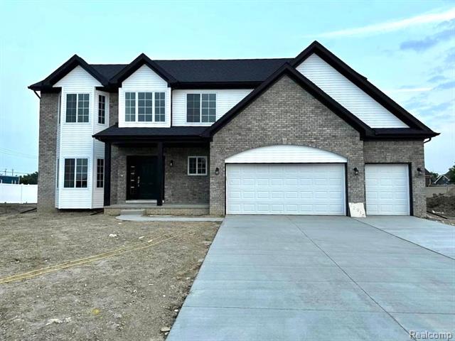 front view picture of 12815 Woodland, Southgate, MI. 48195