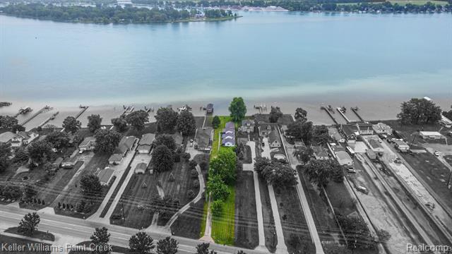 front view picture of 6533 River Road, Marine City, MI. 48039