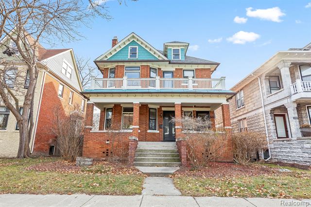 front view picture of 741 Delaware, Detroit, MI. 48202