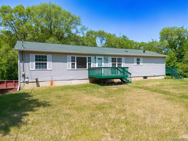 front view picture of 470 Orlando Drive, Gregory, MI. 48137
