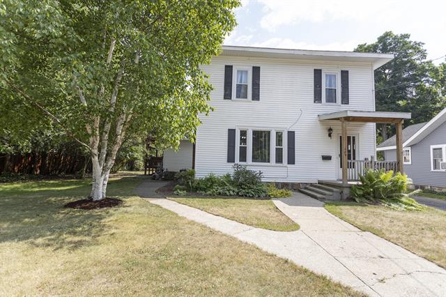 front view picture of 409 Rust Avenue, Big Rapids, MI. 49307