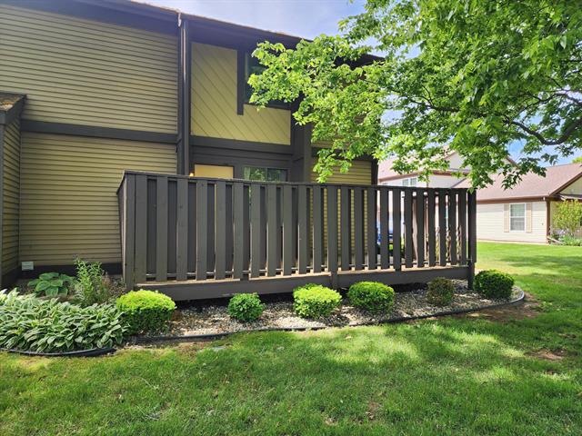 front view picture of 3519 Oak Tree Drive, Kalamazoo, MI. 49048